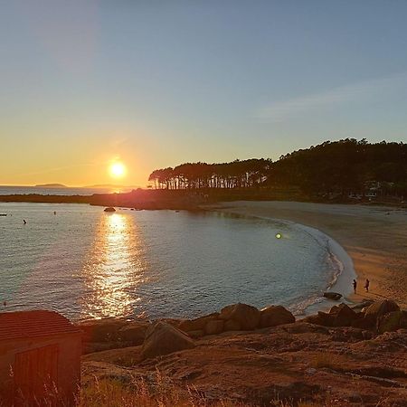 Piso Vacacional En La Playa De Rodeira Apartment Cangas do Morrazo Bagian luar foto