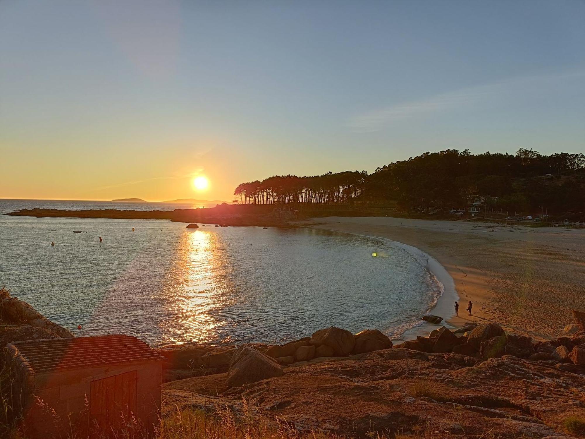 Piso Vacacional En La Playa De Rodeira Apartment Cangas do Morrazo Bagian luar foto